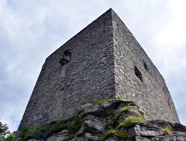 Vítkův hrádek (foto Lemura-Haus/Emur)